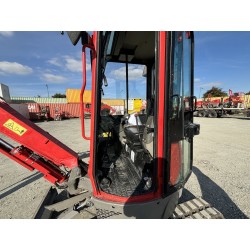 Mini pelle Yanmar VIO25-4 W                                                       France compact