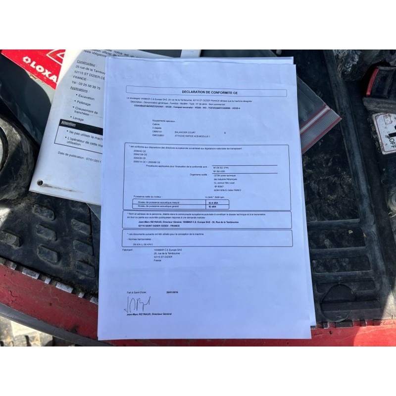 Mini pelle Yanmar VIO25-4 W                                                       France compact