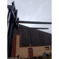 Chariot élévateur mat vertical Fenwick Linde H35T 3.5T                                                      France compact