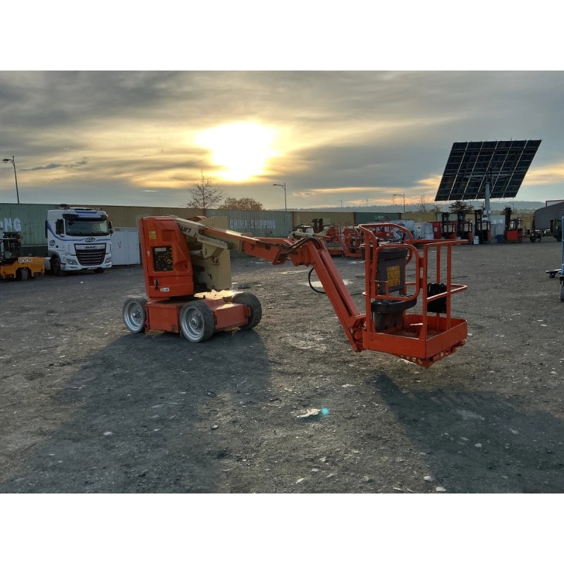 Nacelle électrique JLG E300 AJP                          France compact