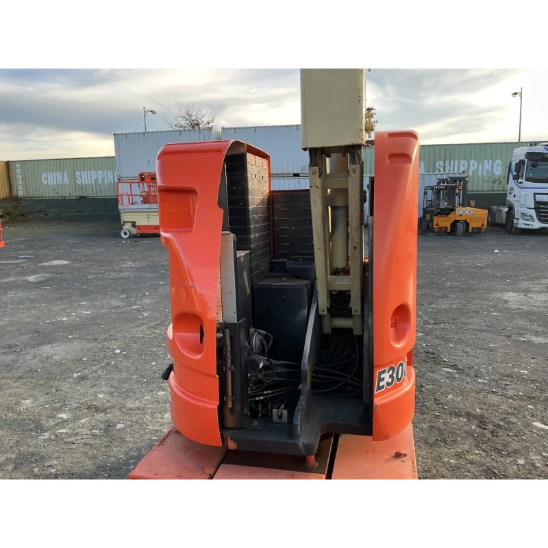 Nacelle électrique JLG E300 AJP                          France compact