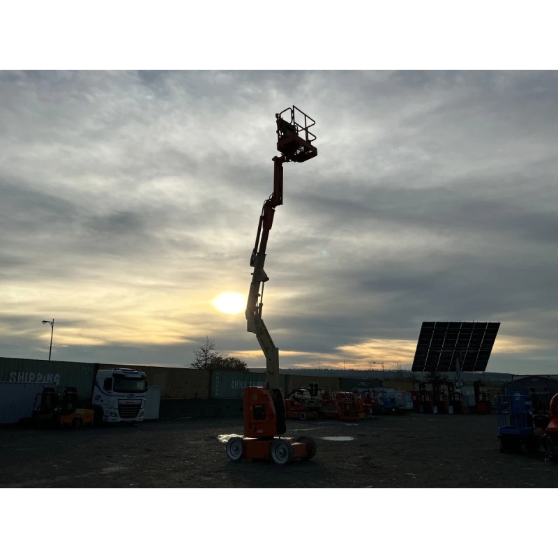 Nacelle électrique JLG E300 AJP                          France compact
