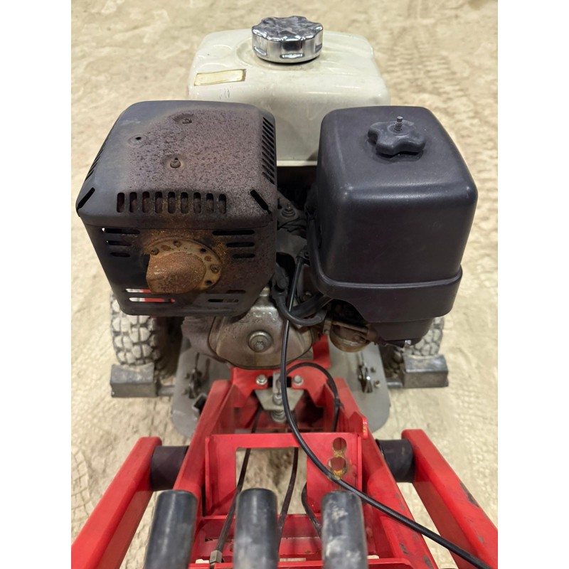 Rogneuse FSI ST20B sur roue                                       France compact