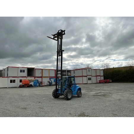Chariot élévateur tout terrain Ausa C250H 4x2                                                                France compact