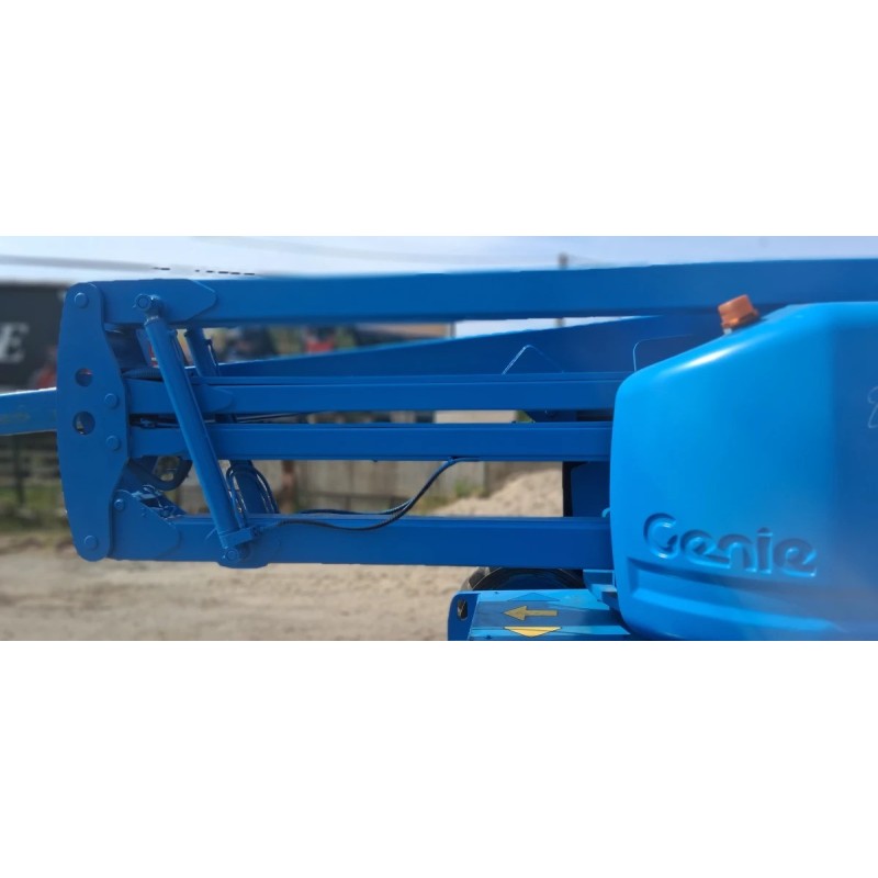 Nacelle Genie Z-45/25 RT - Articulée Tout Terrain | France Compact