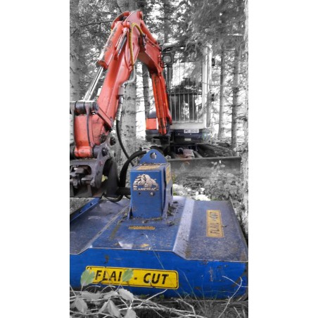Gyrobroyeur pour mini pelle 3T à 8T slanetrac