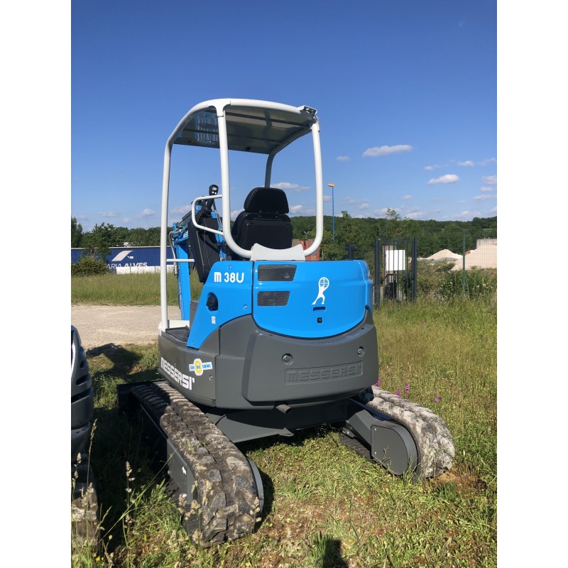 Mini pelle MESSERSI M-38U