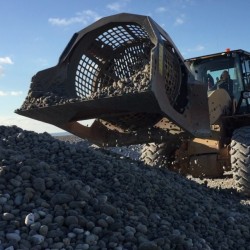 Godet cribleur MB pour pelle de 12T à 25T