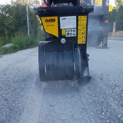 Fraise hydraulique MB pour pelle de 3.5T à 11T
