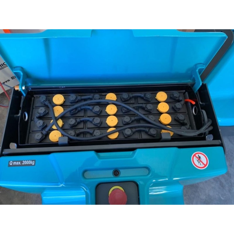 Transpalette Electrique 2000 Kg BAOLI             France compact
