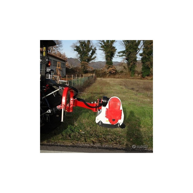 Broyeur latéral pour tracteur