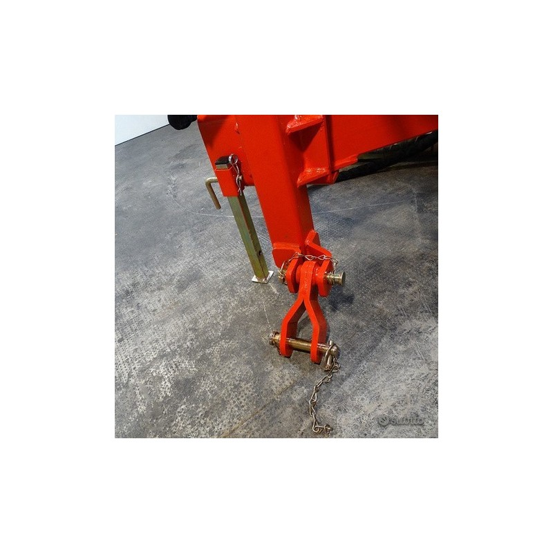 Broyeur latéral pour tracteur