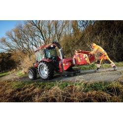 Déchiqueteuse de branches et de végétaux TP175 PTO