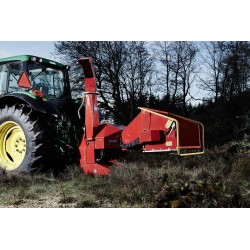Déchiqueteuse de branches derrière tracteur TP200 PTO