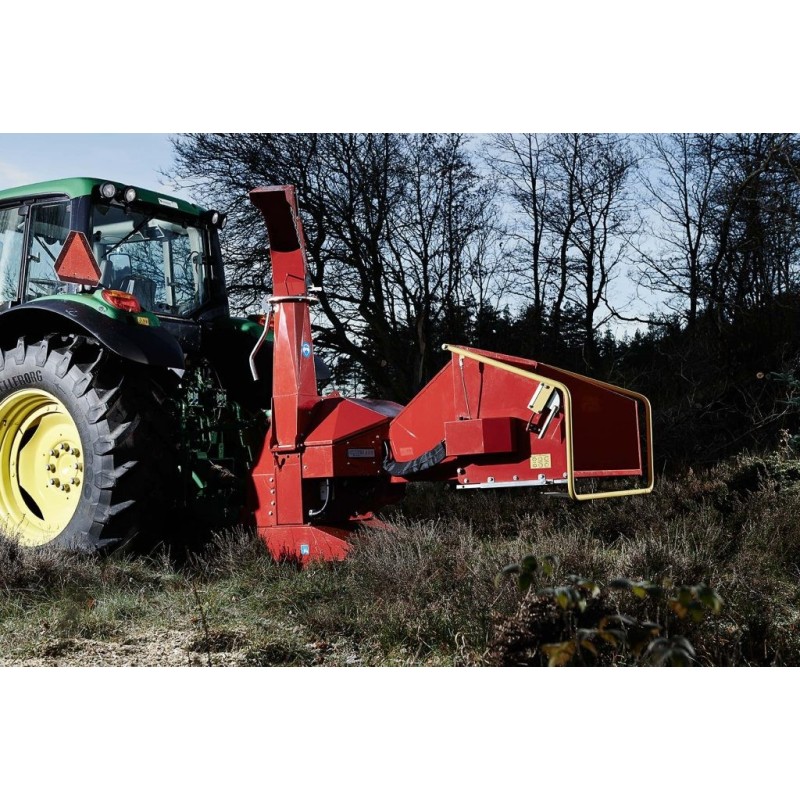 Déchiqueteuse de branches derrière tracteur TP200 PTO