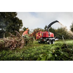 Déchiqueteuse de branches TP215 MOBILE DOUBLE ESSIEUX TOURELLE