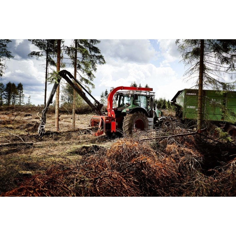 Déchiqueteuse de branches derrière tracteur et grue TP400 COMPACT K
