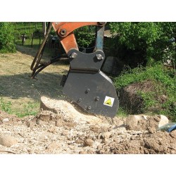 Rogneuse de souche hydraulique pour pelle de 2T5 à 7T