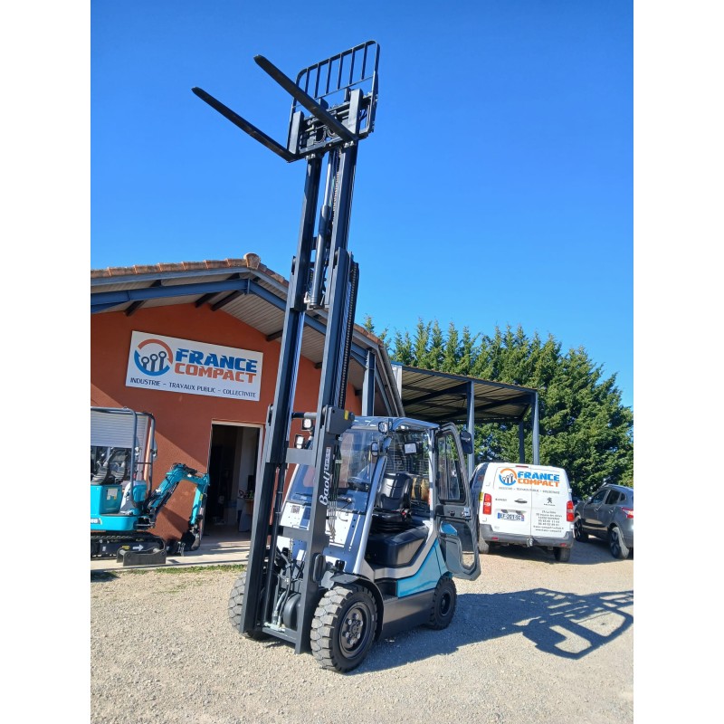 Chariot élévateur frontal GAZ 2.5T-3T ou 3.5T