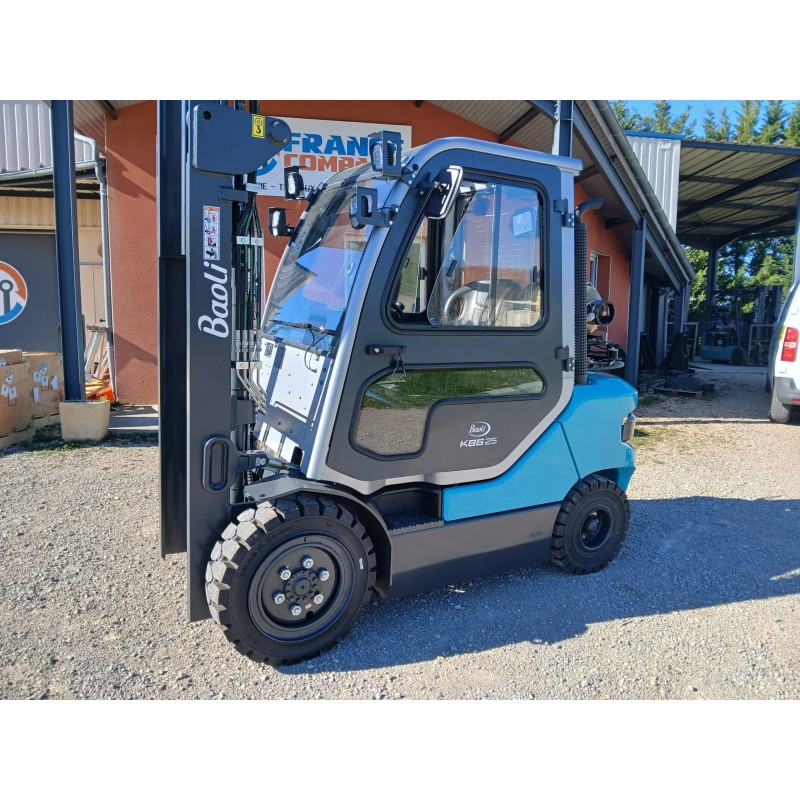 Chariot élévateur frontal GAZ 2.5T-3T ou 3.5T