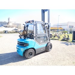 Chariot élévateur frontal GAZ 2.5T-3T ou 3.5T
