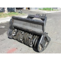 Broyeur forestier à marteaux fixes en widia pour tracteurs de 60 à 130 cv VENTURA CAUCA