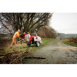 Déchiqueteuse de branches et de végétaux TP175 MOBILE DIESEL MOTEUR KUBOTA STAGE V