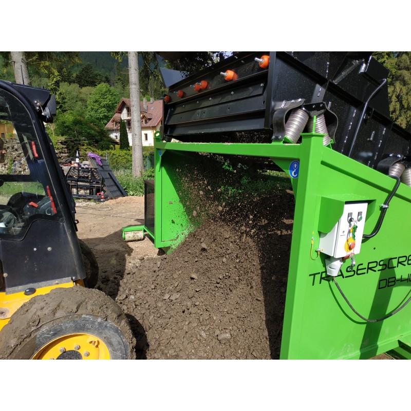 Crible SUR BERCE POLYBENNE DB40LA 18-60 t/h