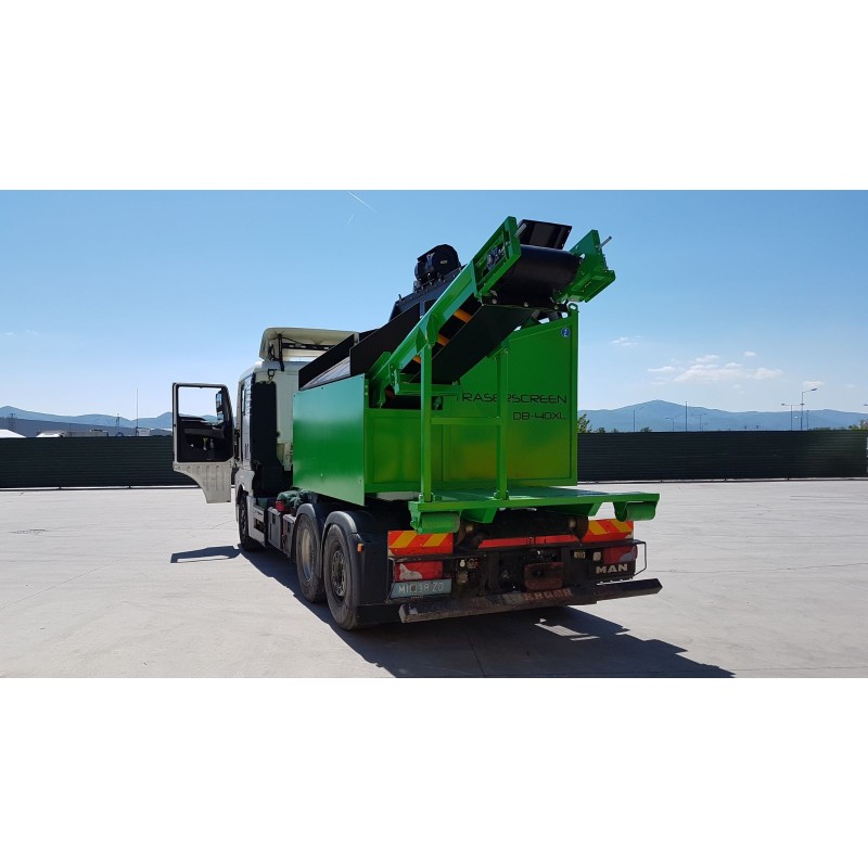 Crible SUR BERCE POLYBENNE DB40XL 18-60 t/h