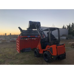 Valet de ferme CASTLOADER 33TLX 