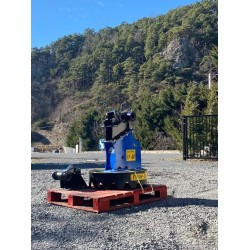 Gyrobroyeur FF80 forestier sur pelle SLANETRAC