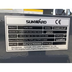 Mini pelle SWE25UF SUNWARD
