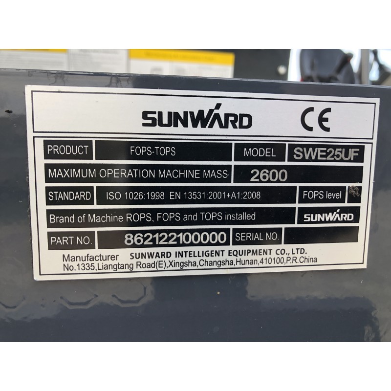 Mini pelle SWE25UF SUNWARD