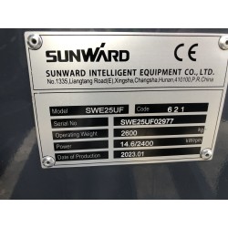 Mini pelle SWE25UF SUNWARD