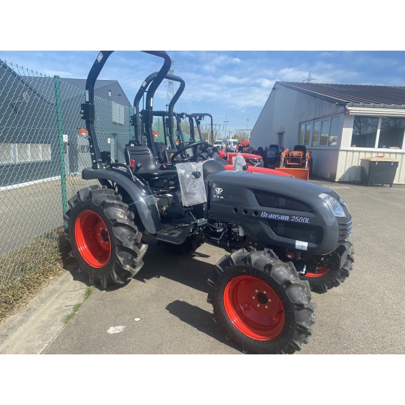 Tracteur BRANSON 2500L Mécanique