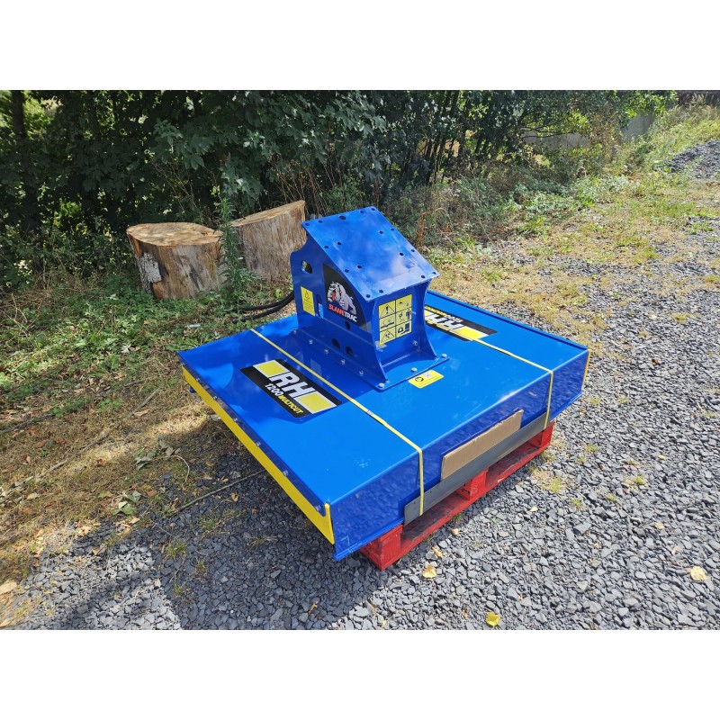 Girobroyeur RH120 pour pelles de 8T à 15T
