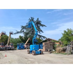 Nacelle Diesel GENIE Z34/22N - Vue d'ensemble flèche déployée