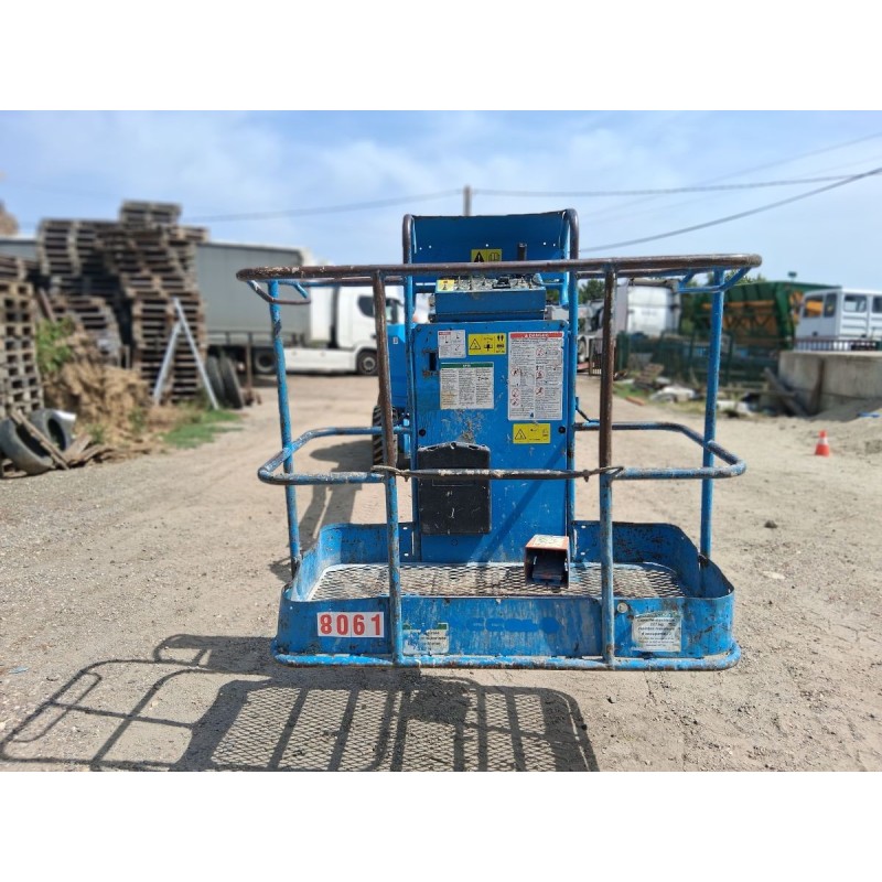 Nacelle Diesel GENIE Z34/22N - Zoom sur le poste de commande et panier