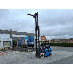 Chariot Électrique Nissan UD02A25B | France Compact