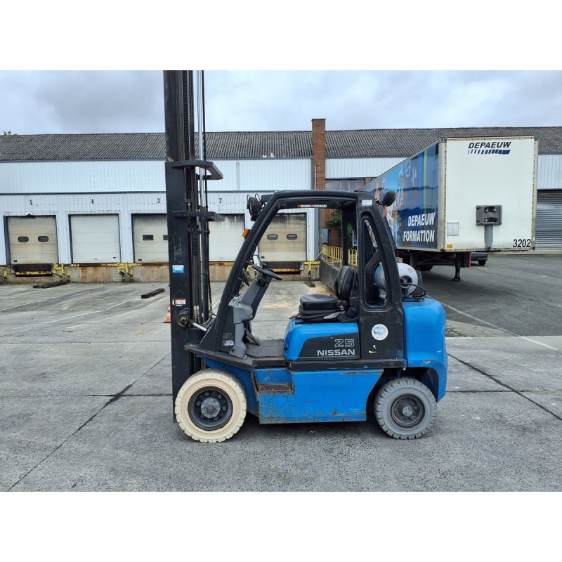 Chariot Électrique Nissan UD02A25B | France Compact