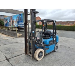 Chariot Électrique Nissan UD02A25B | France Compact