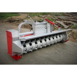 Broyeur forestier à marteaux oscillants à 360° pour tracteurs de 40 à 130 cv VENTURA INDO TFVJ