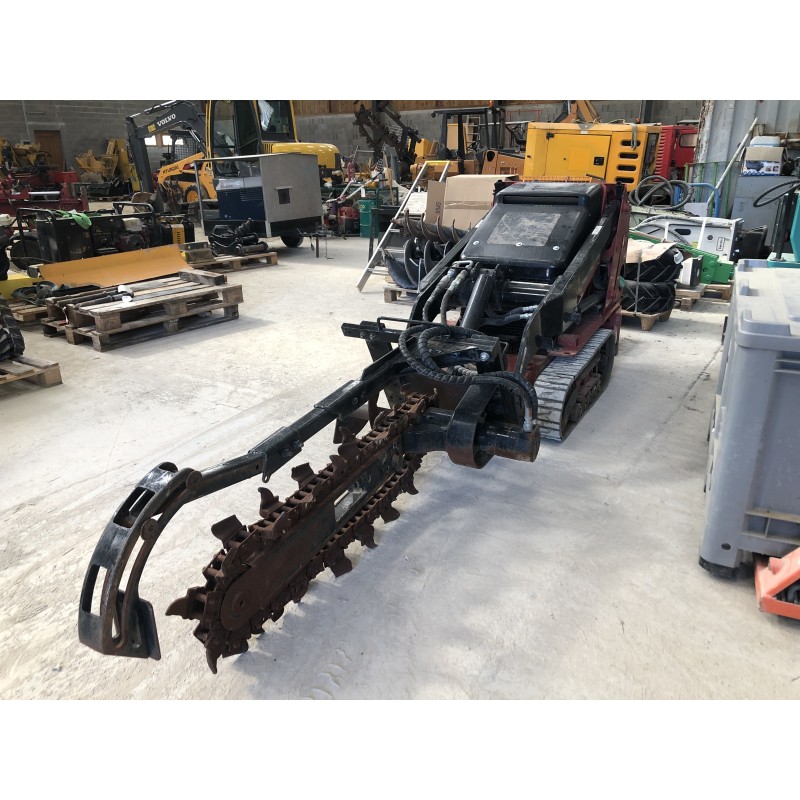 TRANCHEUSE TORO DINGO & DITCH WITCH pour porte outils