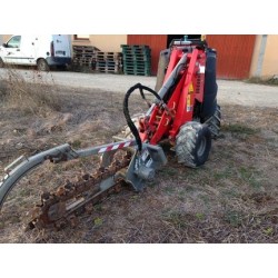 PORTEUR MULTI OUTILS DITCH WITCH ZAHN R300 920 heures