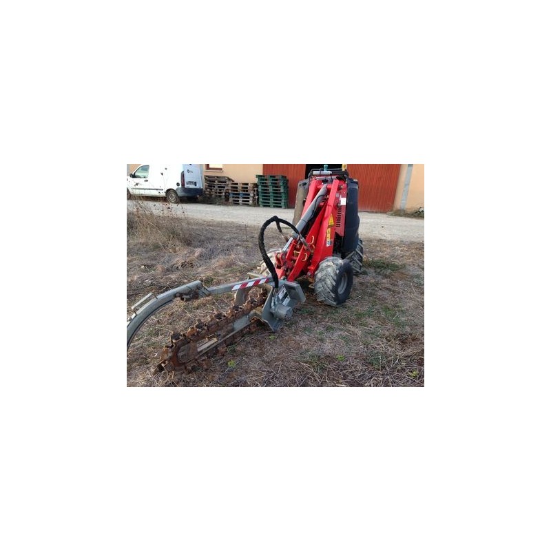 PORTEUR MULTI OUTILS DITCH WITCH ZAHN R300 920 heures
