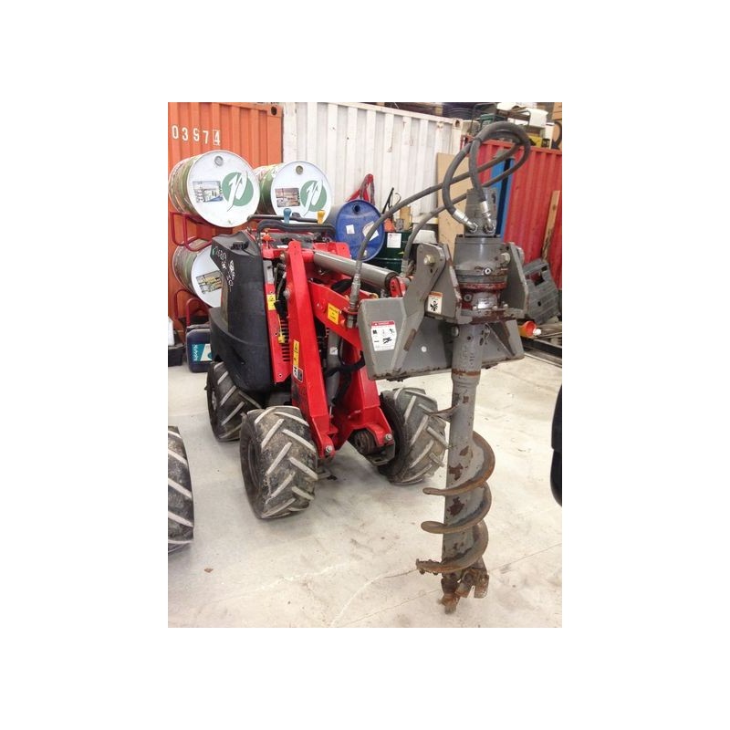 PORTEUR MULTI OUTILS DITCH WITCH ZAHN R300 370 heures