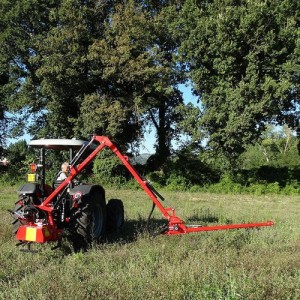 Taille haie à bras hydraulique pour tracteur de 20 Cv à 60 Cv