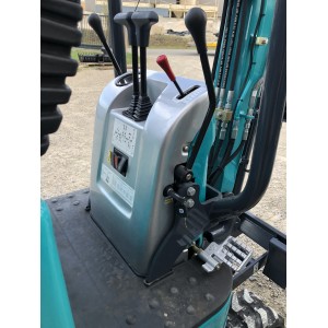 Mini pelle SWE08B SUNWARD