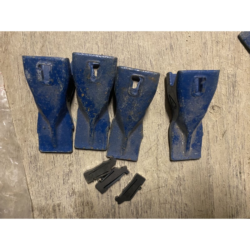 Lot de 4 Dents ARDEN P101